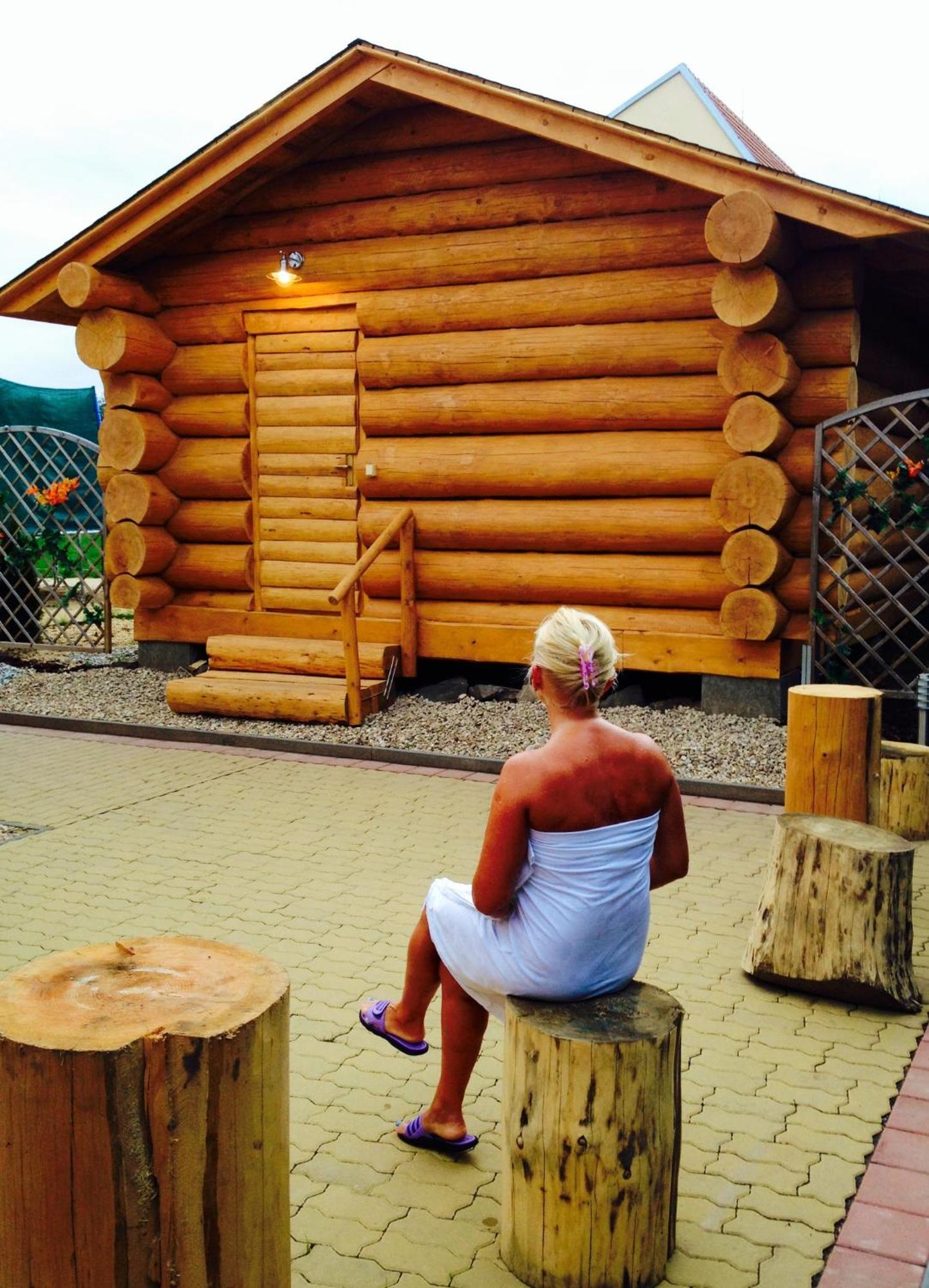 Active Wellness hotel U zlaté rybky Vyškov Kültér fotó